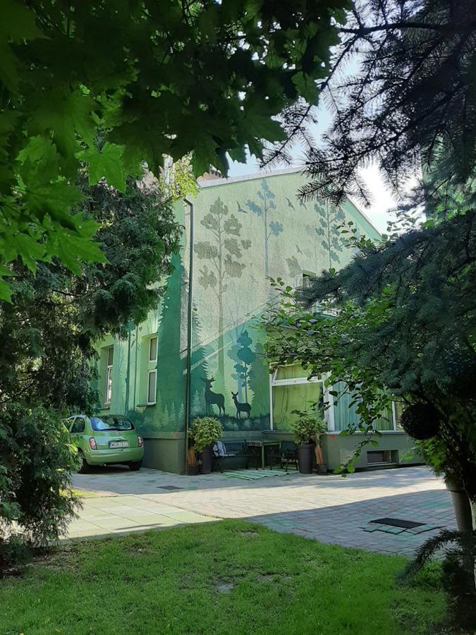 Akacja Pokoje Goscinne Krasków Eksteriør bilde